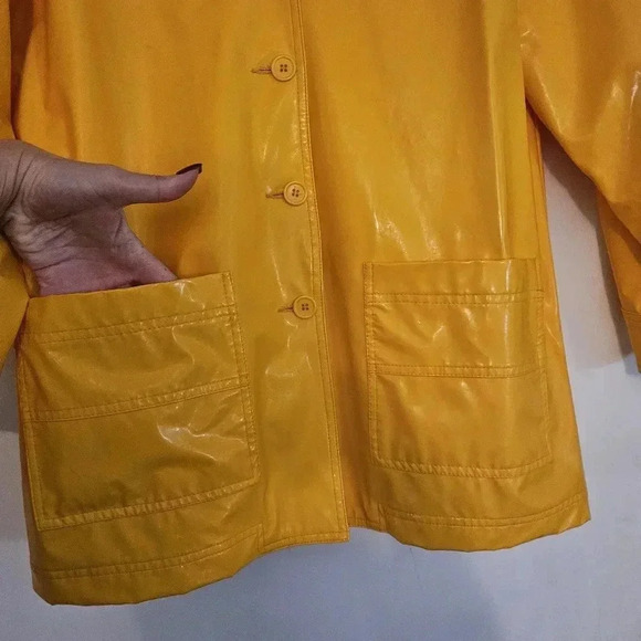 Vintage 90s Karen Kane Yellow Vinyl Rain Coat Size Small - Picture 6 of 6